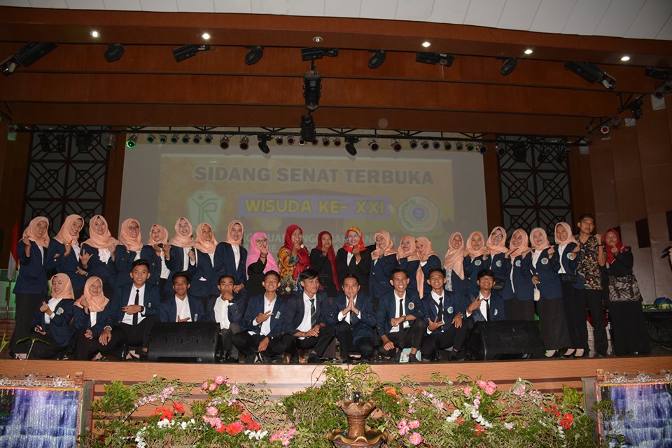 Wisuda XXI